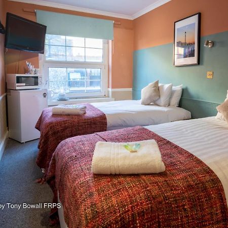 Pass The Keys Room 14 Twin The Blessed Elizabeth Boutique Suite Brighton Exterior foto