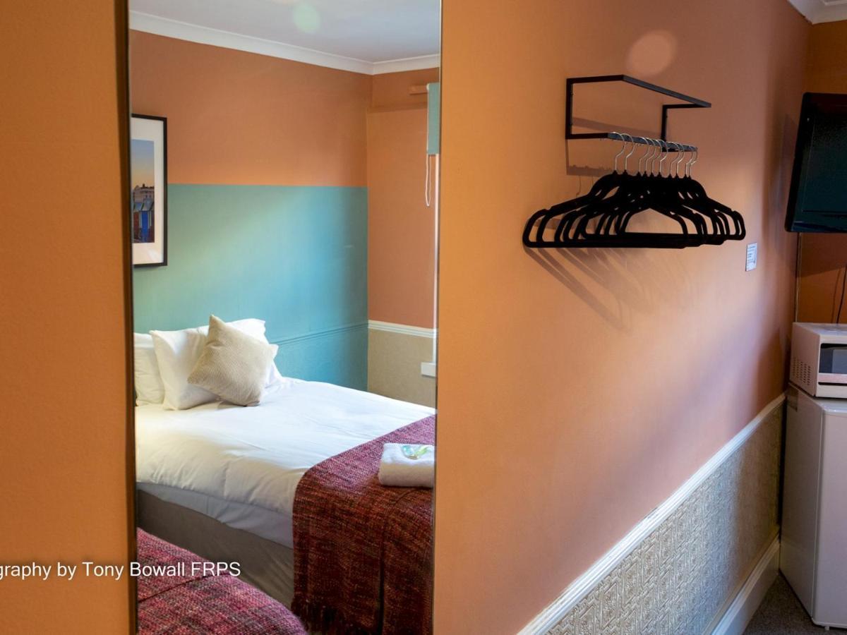 Pass The Keys Room 14 Twin The Blessed Elizabeth Boutique Suite Brighton Exterior foto